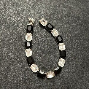 1950’s Kramer Of New York Vintage Emerald Cut Rhinestone Bracelet